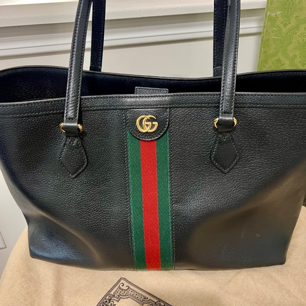 Gucci Ophidia Medium Tote - Picture 2 of 6